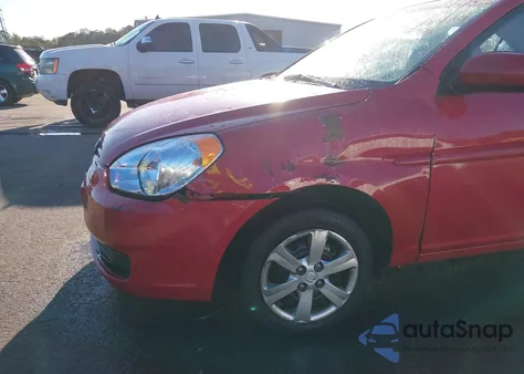 2011 Hyundai Accent Gls z USA, uszkodzony, nr VIN KMHCN4AC8BU614493